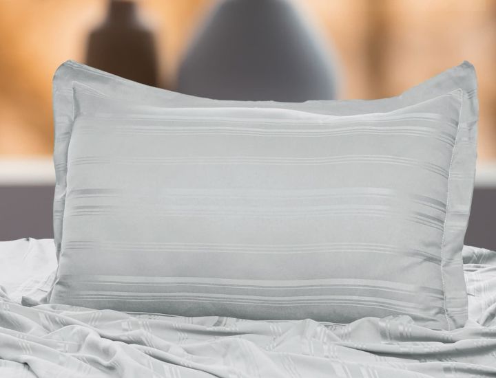 "Luxurious joint-free king size bedsheet with a modern geometric jacquard pattern, designed for a seamless and elegant bedroom look."