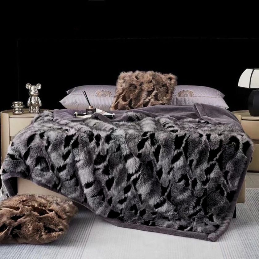 Korean Cashmere Panthar Furr Blanket - The Gharnish - A Unit of Satkala Creations