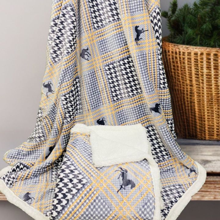 Designer Single Sherpa Blanket - The Gharnish - A Unit of Satkala Creations