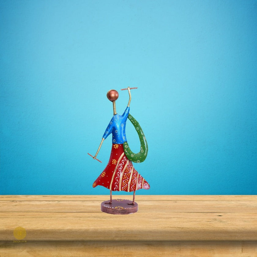 Dancing Indian Couple Metallic Art - The Gharnish - A Unit of Satkala Creations