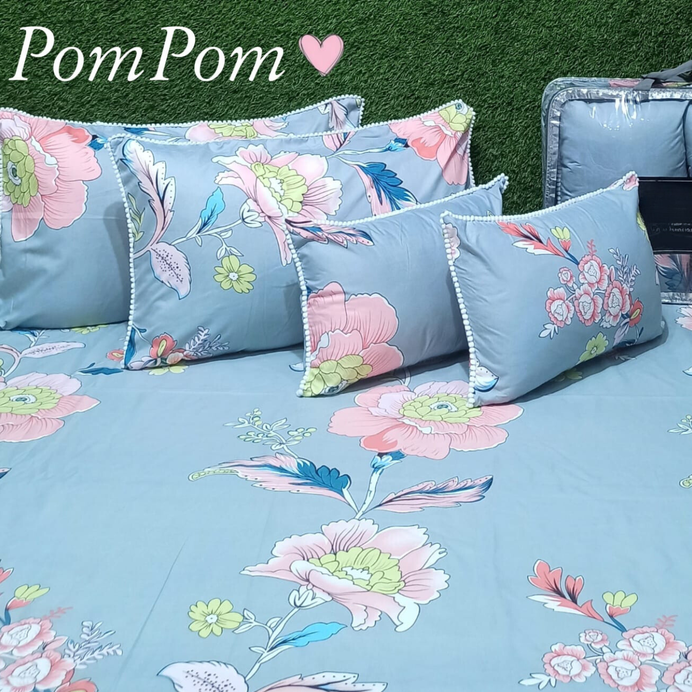 Pom Pom 5 Pcs Bedding Set