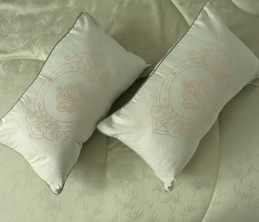 Sydney Designer luxurious 6Pcs Embroidery Bedding Set - The Gharnish - A Unit of Satkala Creations