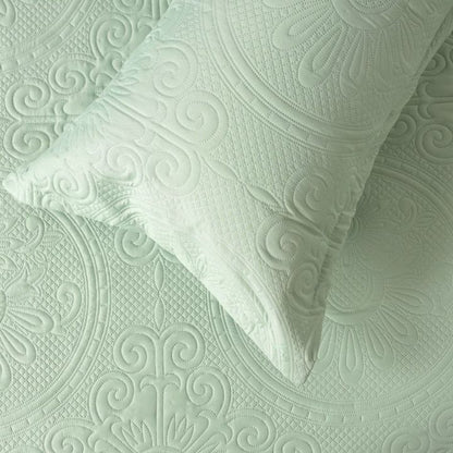 Affordable Quilted Bedding Set - The Gharnish - A Unit of Satkala Creations