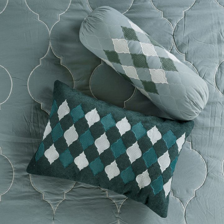 Moroccan Luxury Bedspread Set with Argyle Cushion Covers – 8 Pcs Quilted Comforter Set - The Gharnish - A Unit of Satkala Creations