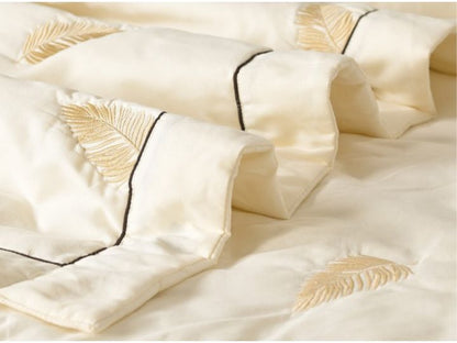 Royale 6 pcs All Weather Comforter with Beautiful Embrodiery