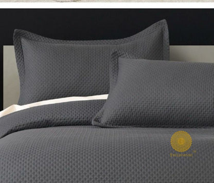 Crimson Temptations Premium Quited Bedcovers - The Gharnish - A Unit of Satkala Creations