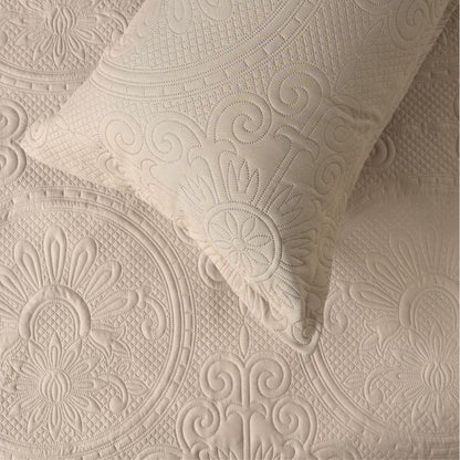 Affordable Quilted Bedding Set - The Gharnish - A Unit of Satkala Creations