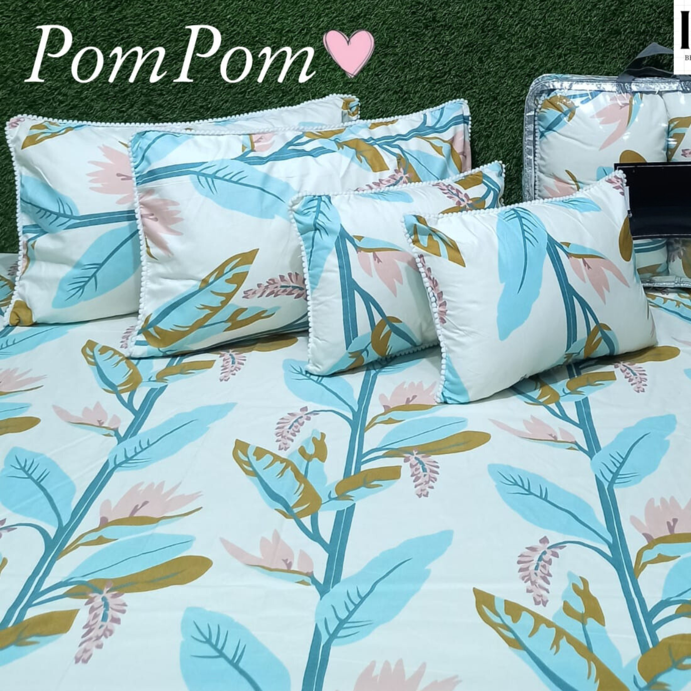 Pom Pom 5 Pcs Bedding Set