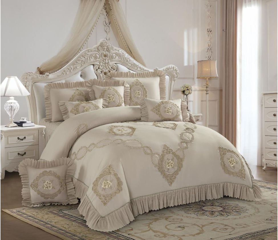 Inayat 8-Piece Luxury Quilted Bedding Set - The Gharnish - A Unit of Satkala Creations