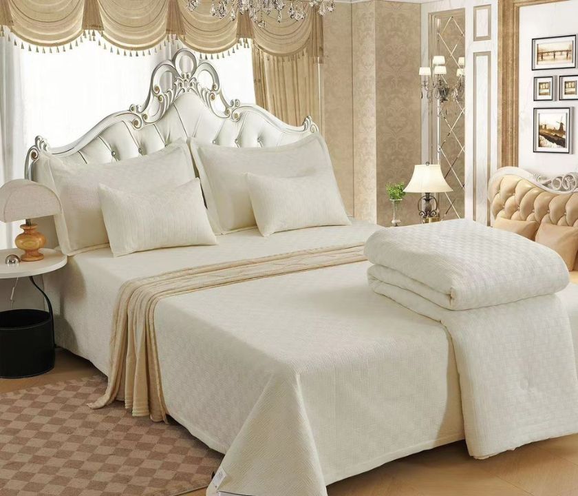 Luxury Quilted and Pattern 6 Pcs Bedding Set /  Imported Summer Collection - The Gharnish - A Unit of Satkala Creations