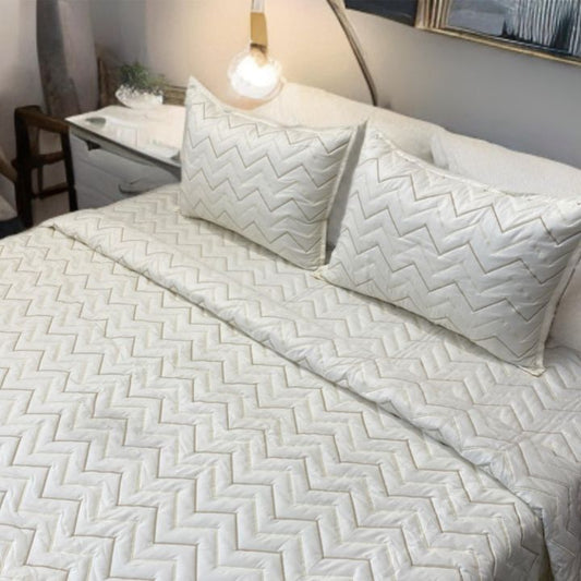 Paradise embroidered king size quilted bedcover set - The Gharnish - A Unit of Satkala Creations