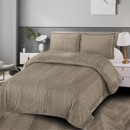 Woolrich Premium Warm Quilt for Winter - The Gharnish - A Unit of Satkala Creations