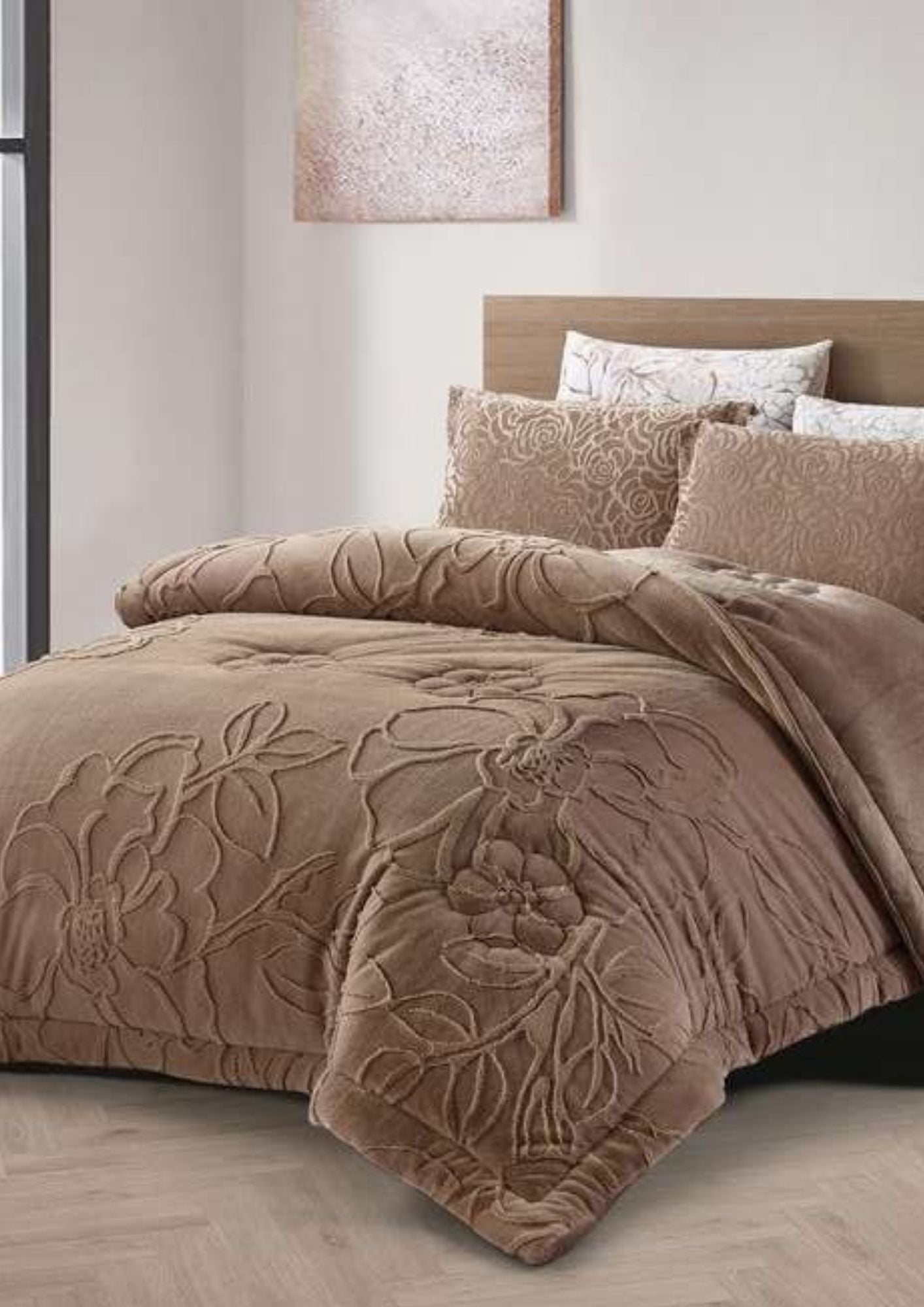 Luxury Embossed Floral Design Cozy 6 Pcs Set - The Gharnish - A Unit of Satkala Creations