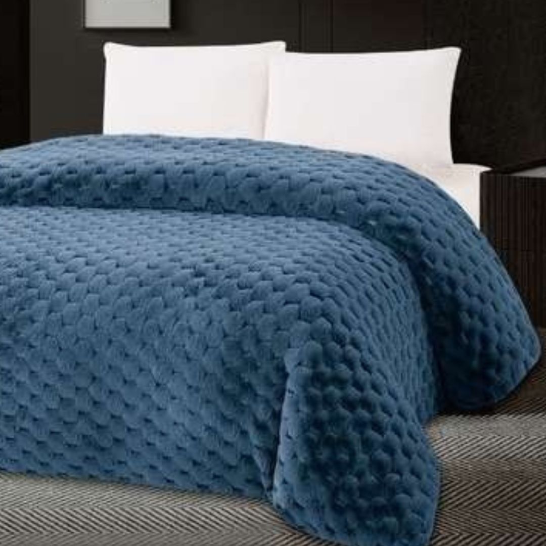 Hexa Super Soft Fur Duvet Blanket - The Gharnish - A Unit of Satkala Creations