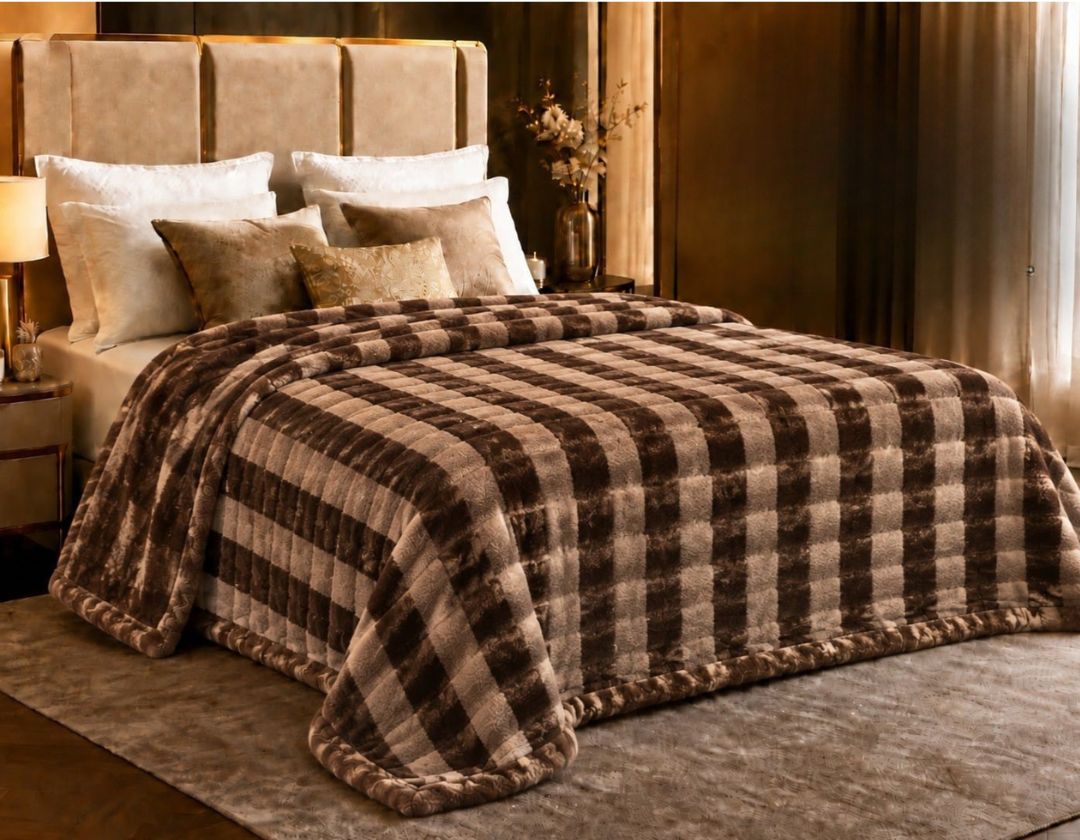 ICONIC Turkish Blanket – Premium Luxury Plush Blanket
