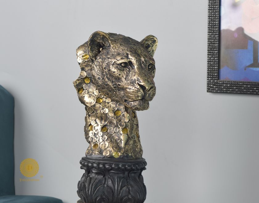Rustic Antique Tiger Face Statue (7x15 Inches)