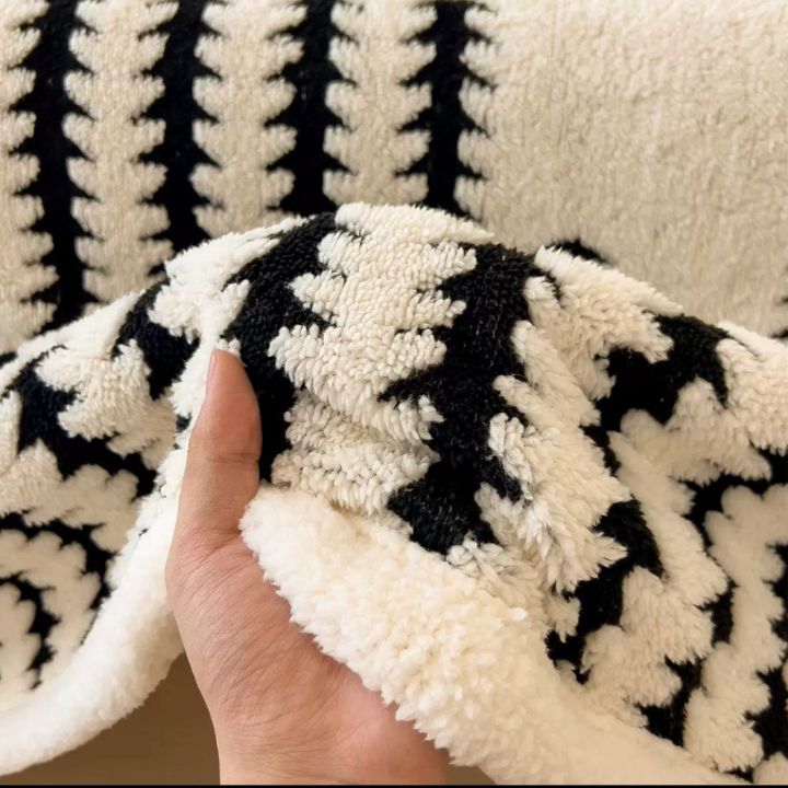 Luxury and Imported Herringbone Pattern Double Bed Ac Blanket