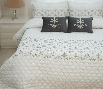 Premium Scarlet Double Bed Quilted Bedcover 5 Pcs Bedding Set - The Gharnish - A Unit of Satkala Creations