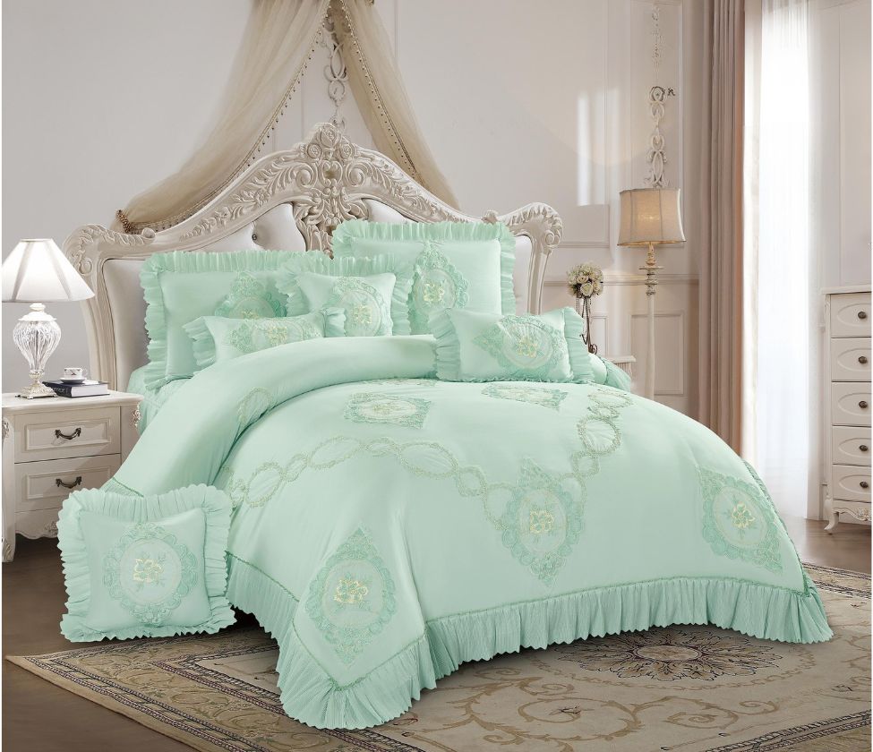 Inayat 8-Piece Luxury Quilted Bedding Set - The Gharnish - A Unit of Satkala Creations