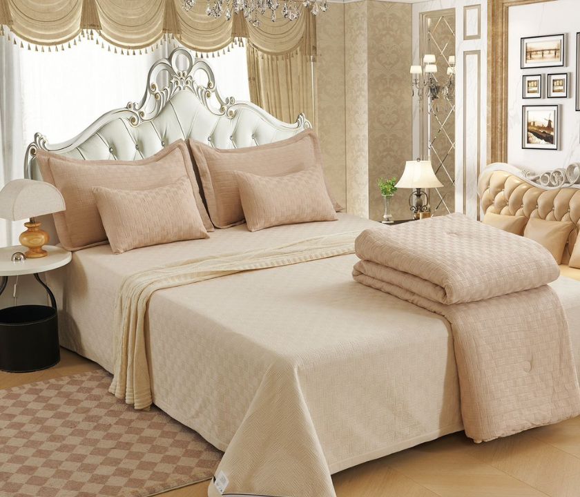 Luxury Quilted and Pattern 6 Pcs Bedding Set /  Imported Summer Collection - The Gharnish - A Unit of Satkala Creations