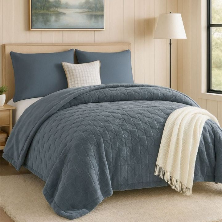 Sherpa Wool Super Embossed Luxurious Super Soft Double Ply Mink  Blanket - The Gharnish - A Unit of Satkala Creations