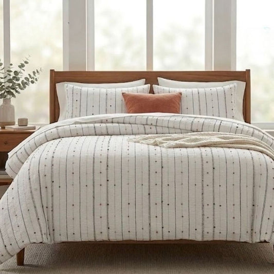 Turkish Super-Premium Tufted Cotton Blend Reversible Comforter Set with four bedding pieces, featuring intricate tufted patterns.