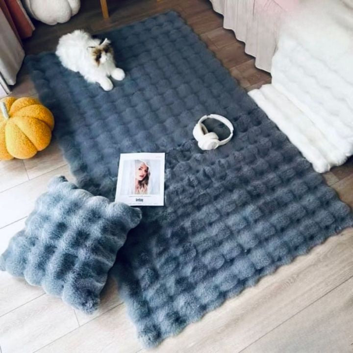 Cloud Luxe Fur Carpet – Plush Rabbit Fur Area Rug
