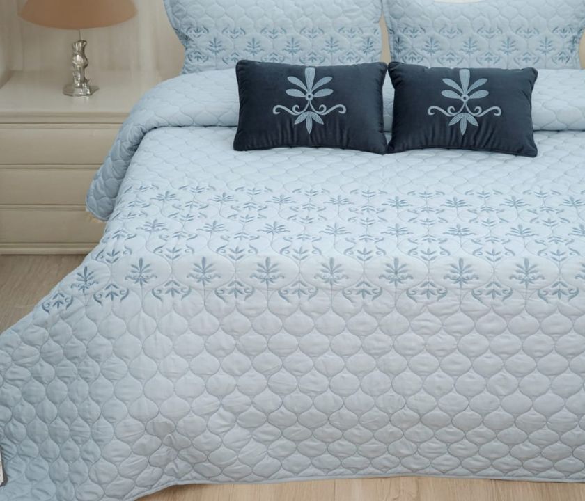 Premium Scarlet Double Bed Quilted Bedcover 5 Pcs Bedding Set - The Gharnish - A Unit of Satkala Creations