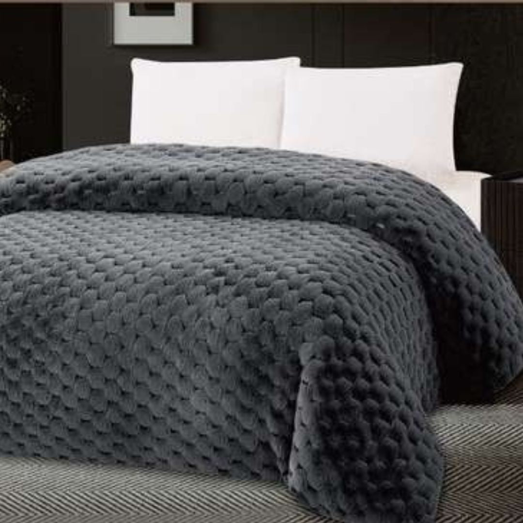 Hexa Super Soft Fur Duvet Blanket - The Gharnish - A Unit of Satkala Creations
