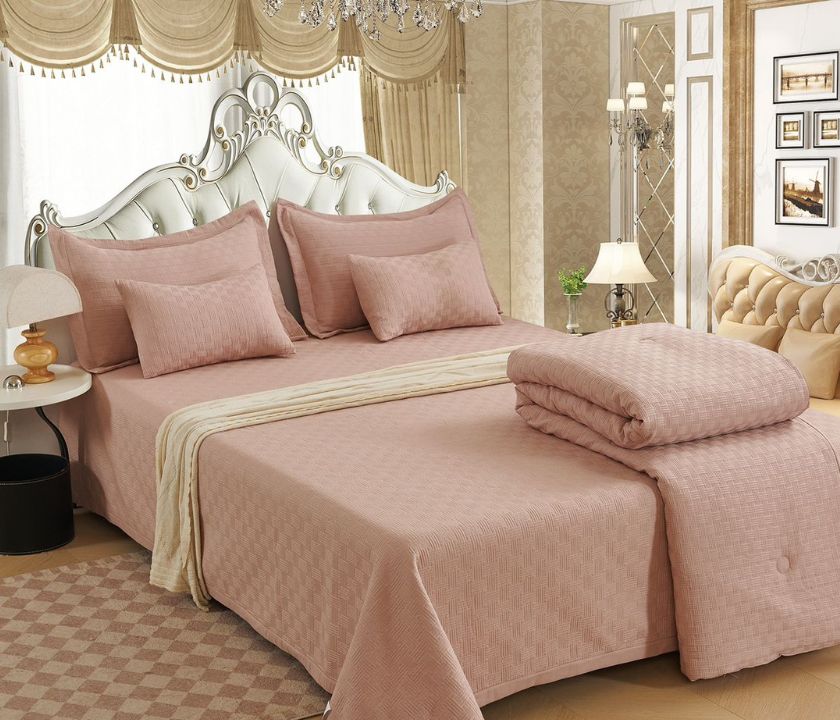 Luxury Quilted and Pattern 6 Pcs Bedding Set /  Imported Summer Collection - The Gharnish - A Unit of Satkala Creations