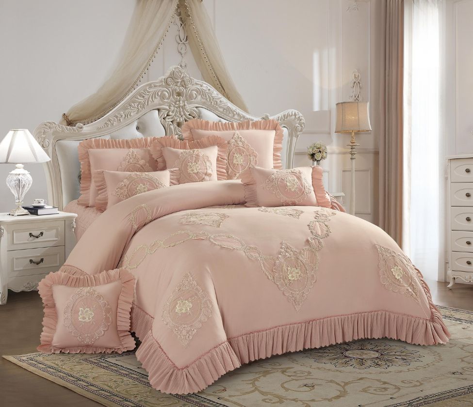 Inayat 8-Piece Luxury Quilted Bedding Set - The Gharnish - A Unit of Satkala Creations