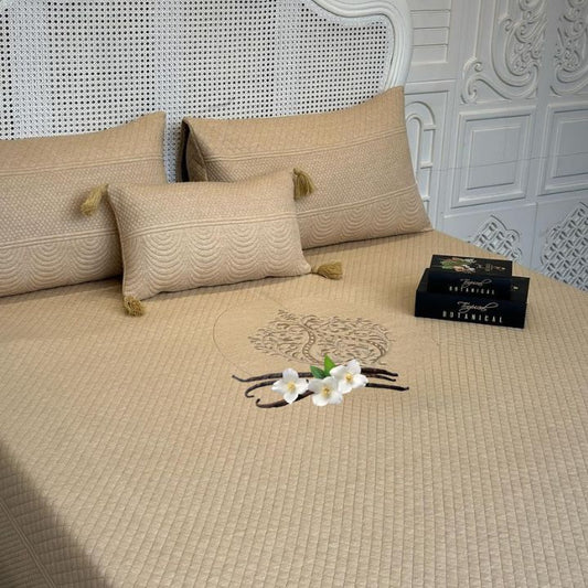 Elegance Touch 4-Piece Cotton Quilted Bedding Set with Highlighter Cushion - The Gharnish - A Unit of Satkala Creations