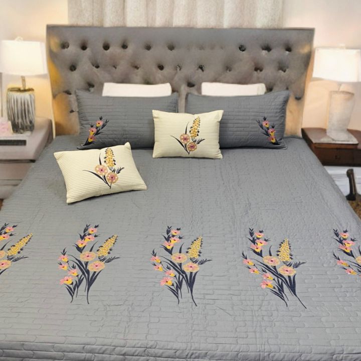 Luxury Quilted Bedspread With Beautiful Embroidery - The Gharnish - A Unit of Satkala Creations