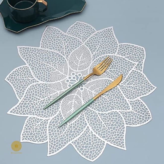 Flower Shaped Table Mat Set of 6 (16x16 Inches)