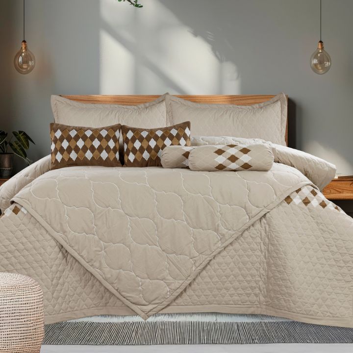 Moroccan Luxury Bedspread Set with Argyle Cushion Covers – 8 Pcs Quilted Comforter Set - The Gharnish - A Unit of Satkala Creations