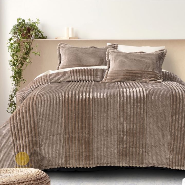 Pure Wool Rich Bedsheet