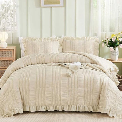 Seersucker Tufted Bedding Set With Frill - The Gharnish - A Unit of Satkala Creations