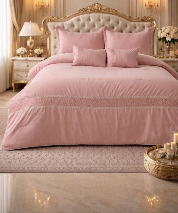 Luxury king size comforter set by The Gharnish, super soft 4-piece bedding set for all seasons, showing the plush comforter and pillows.