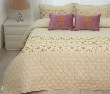 Premium Scarlet Double Bed Quilted Bedcover 5 Pcs Bedding Set - The Gharnish - A Unit of Satkala Creations