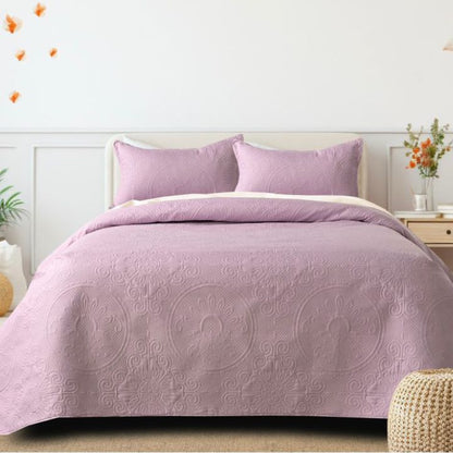 Affordable Quilted Bedding Set - The Gharnish - A Unit of Satkala Creations