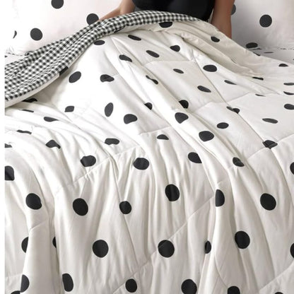 Ultimate & Stylish 4 Pieces Polka Dot Comforter Set - The Gharnish - A Unit of Satkala Creations