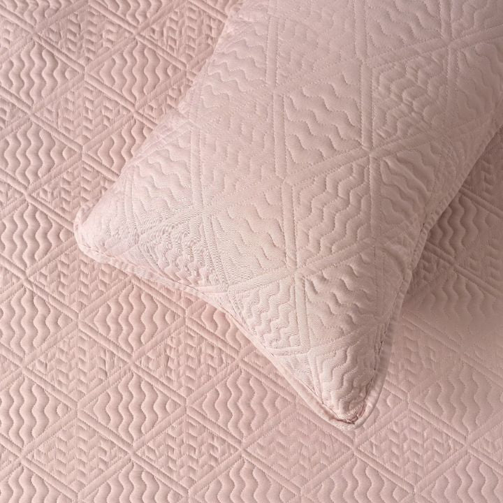 Sensation Quilted designer Bedding Set - The Gharnish - A Unit of Satkala Creations
