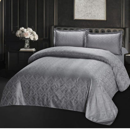 4-Piece Jacquard Fabric Comforter Set – Luxurious Elegance for Your Bedroom - The Gharnish - A Unit of Satkala Creations