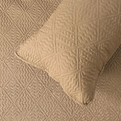Sensation Quilted designer Bedding Set - The Gharnish - A Unit of Satkala Creations