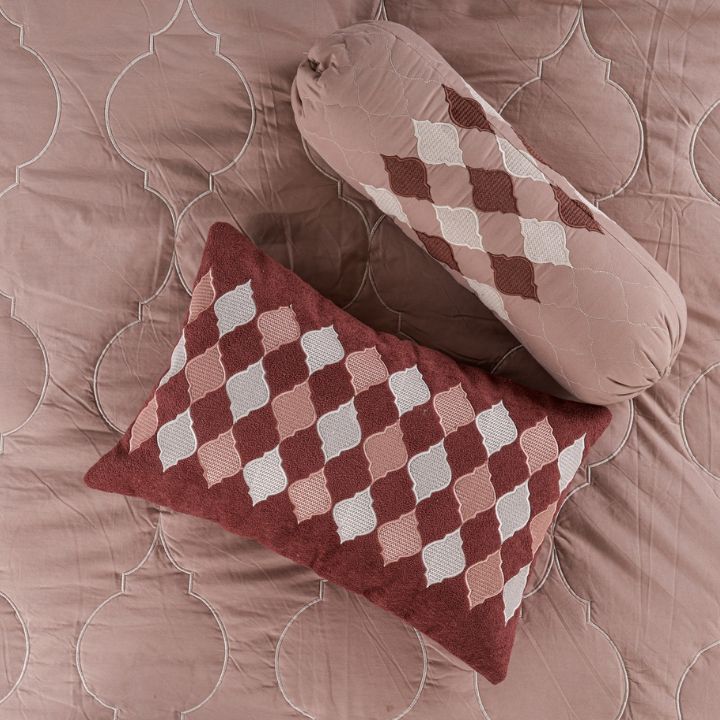 Moroccan Luxury Bedspread Set with Argyle Cushion Covers – 8 Pcs Quilted Comforter Set - The Gharnish - A Unit of Satkala Creations