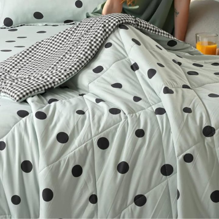 Ultimate & Stylish 4 Pieces Polka Dot Comforter Set - The Gharnish - A Unit of Satkala Creations