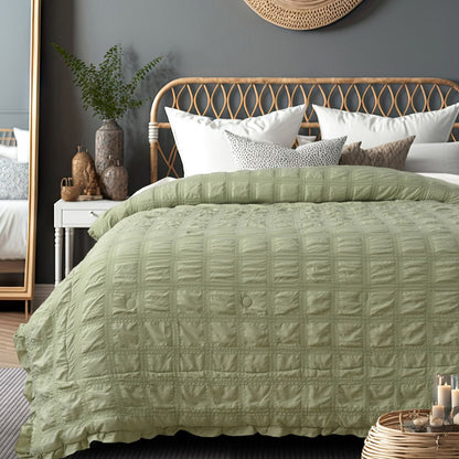 Soft an Stylish Designer Quilted Comforter - The Gharnish - A Unit of Satkala Creations