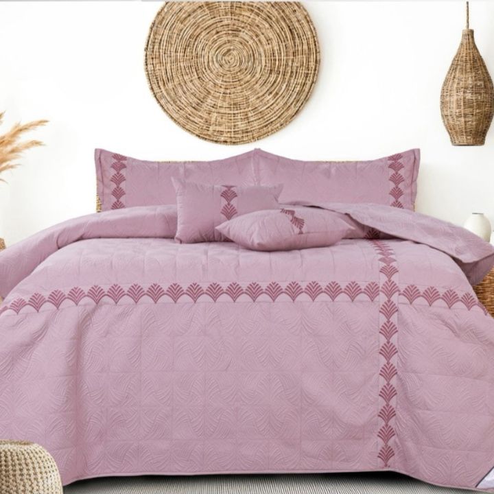 EMBROIDERIED King Size Quilted Bedcover Set of 5 - The Gharnish - A Unit of Satkala Creations