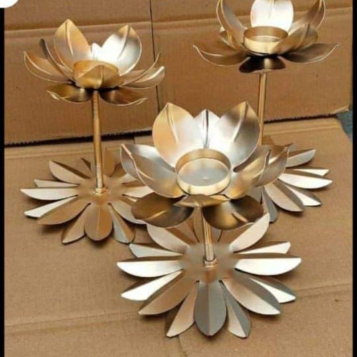 Metallic Leafy Diya with Stand set of 3 - The Gharnish - A Unit of Satkala Creations