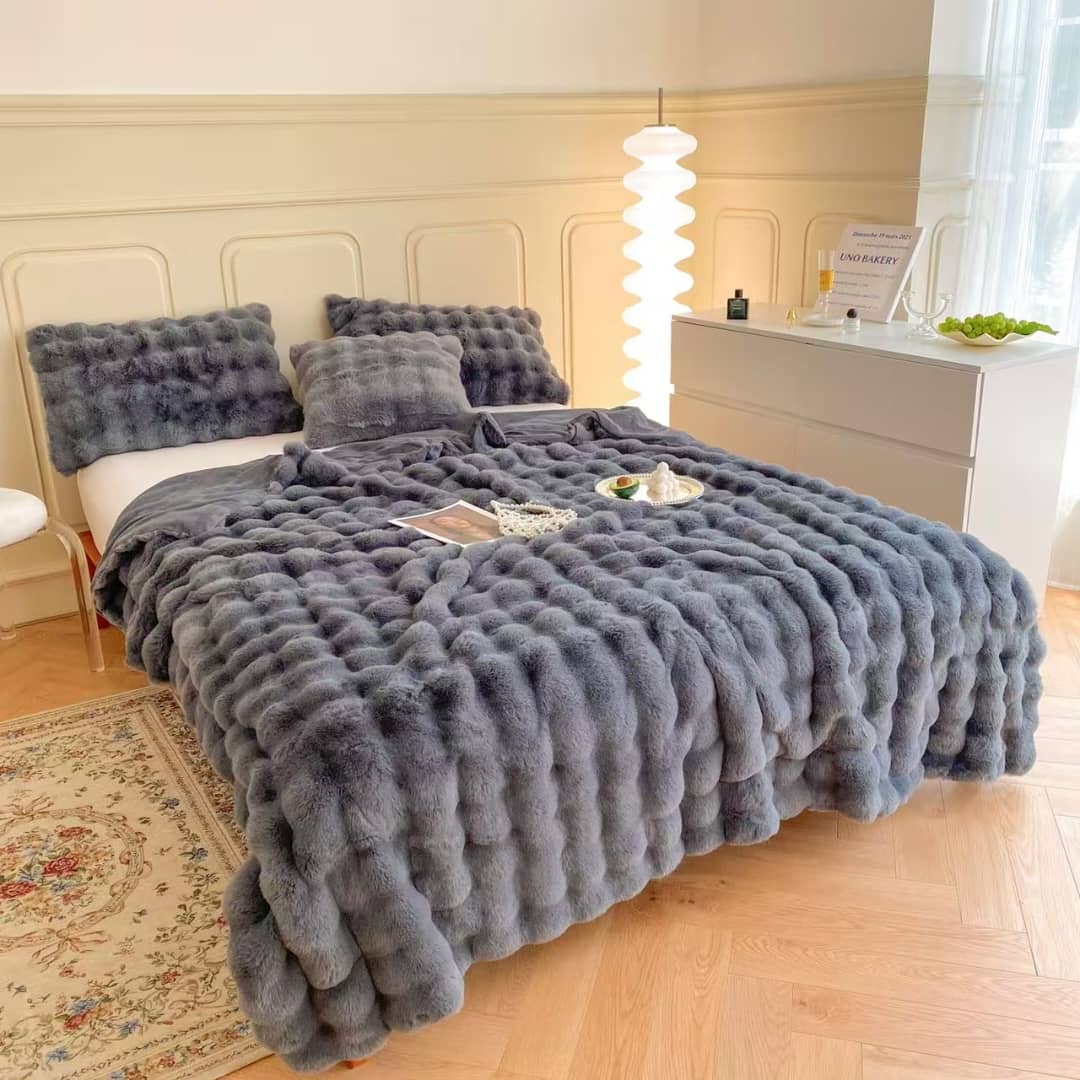 Bubble Embossed Soft AC Comfort Blanket - The Gharnish - A Unit of Satkala Creations